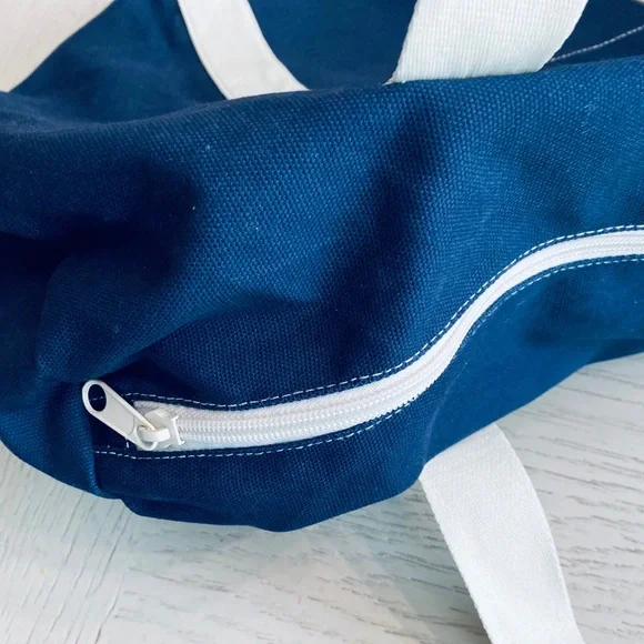 PINK Victoria's Secret Navy White Zip Tote Duffel Travel Overnight Bag Luggage - Picture 6 of 7